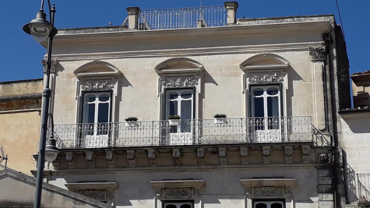 Il Terrazzino Sui Tetti Hotel Modica Bagian luar foto
